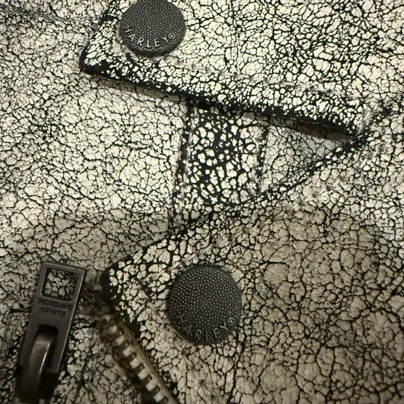 Harley-Davidson‎ Women's Leather Jacket - Distressed Gray - Picture 11 of 12